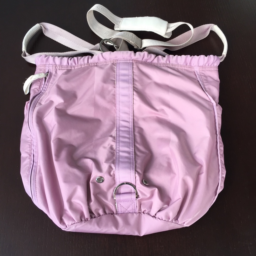 Lululemon Bliss Bag in rose quartz - Picture 4 of 8